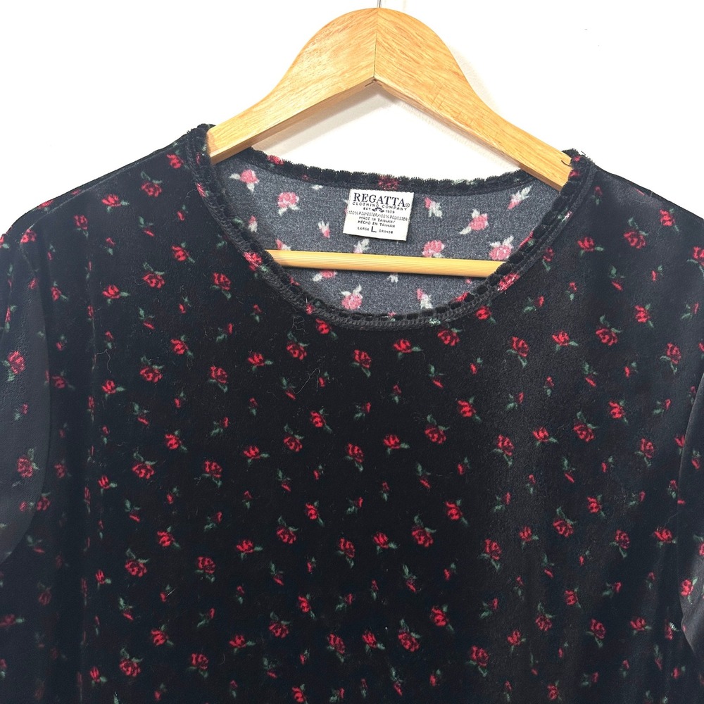 VTG Black Velvet Long Sleeve Top Roseβ Regatta Large 90s Grunge Goth Whimsigoth - Picture 3 of 7
